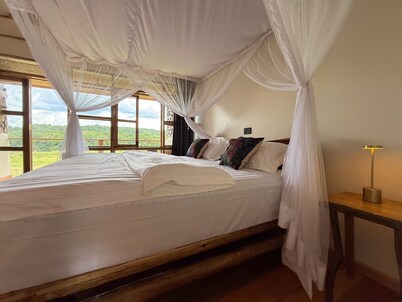 Kibale Riverside Camp