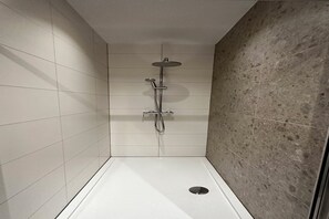Dusche, Haartrockner