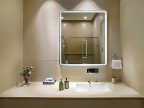Deluxe Villa, Mountain View | Bathroom - ELIVAAS Antarmann Casa Mirage 3BHK Villa (Bhimtal)