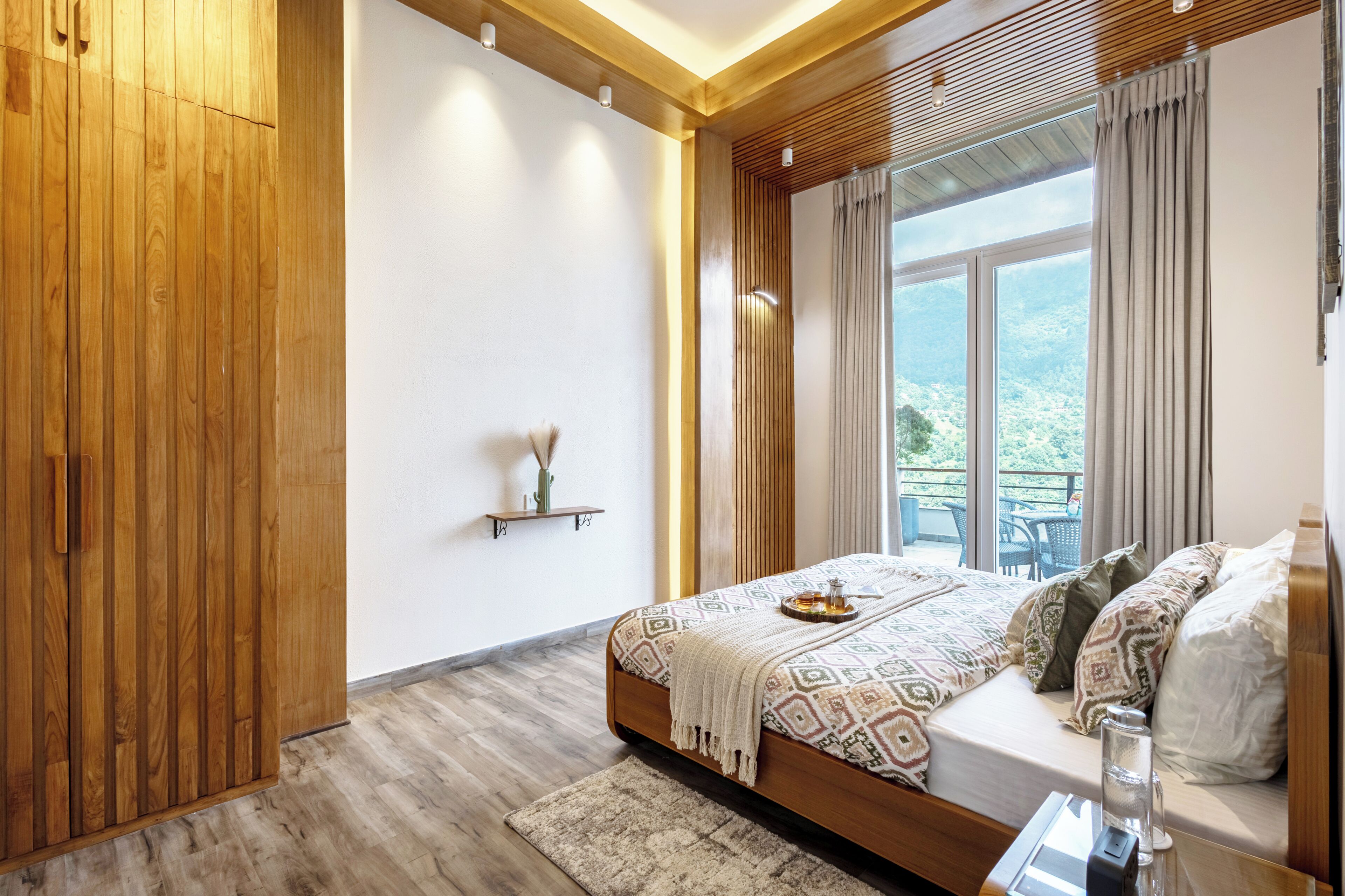 Deluxe Villa, Mountain View | In-room safe, iron/ironing board, free WiFi
