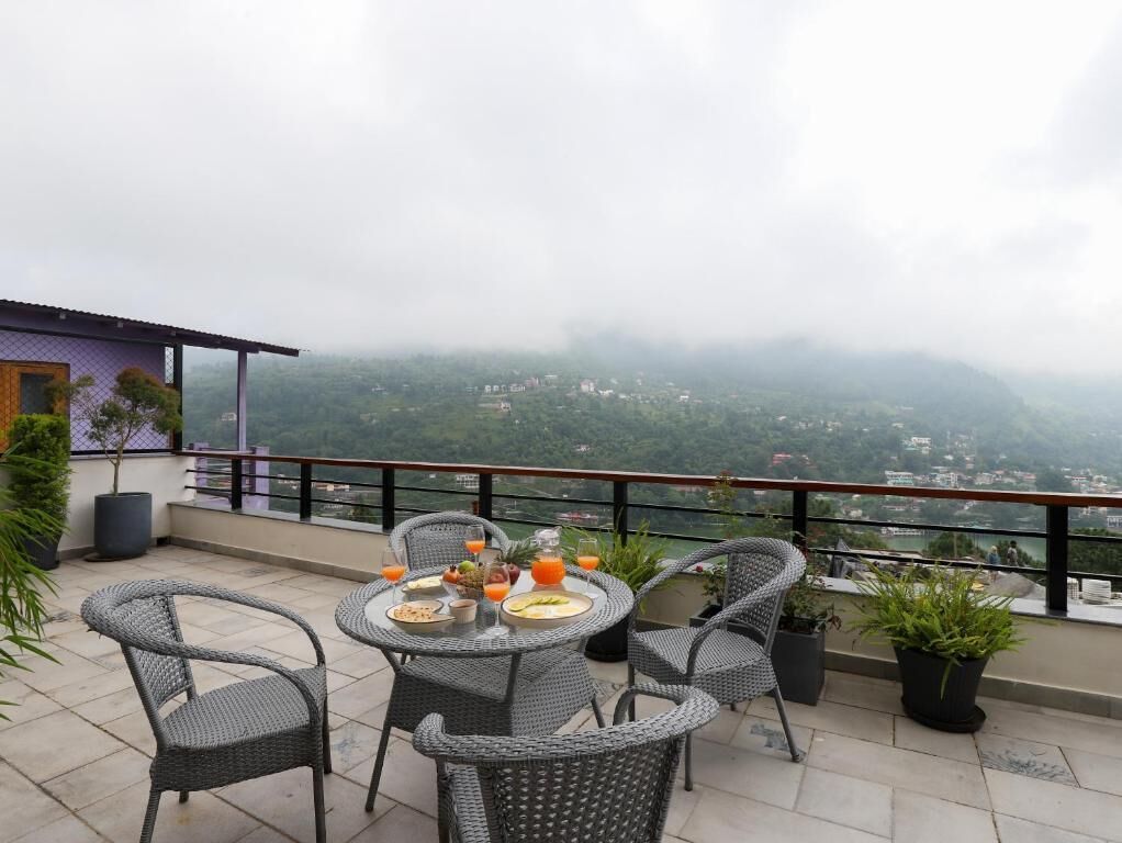 Khu ẩm thực ngoài trời