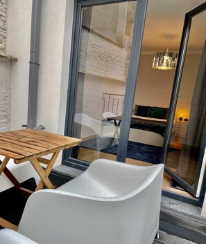 Terrace/patio - Antwerp Retreat with Kosher Kitchen (Antwerpen)