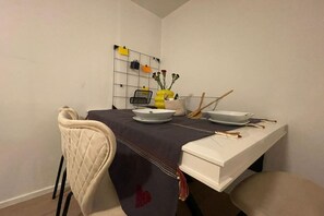 Dining - Pet Friendly Urban Escape in Antwerp (Antwerpen)