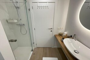 Shower, hair dryer, towels - Antwerp Stay near Rubens House (Antwerpen)