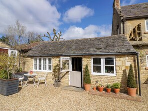 Exterior - Hallidays Cottages - The Cottage (Oakham)