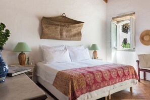 4 bedrooms, desk, free WiFi, bed sheets - Altanure Quinta Sol d'Água - Ecological Holiday Villa (Tavira)