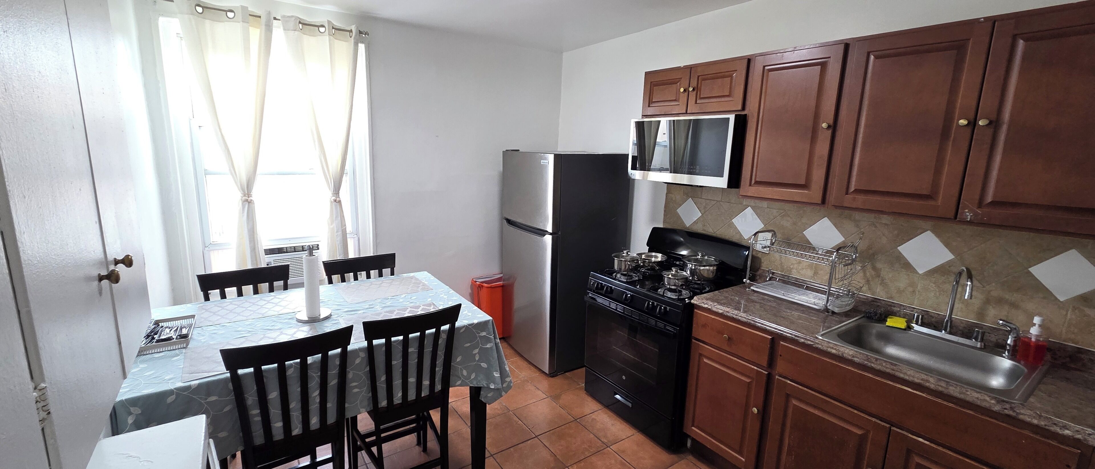 Microwave, oven, stovetop