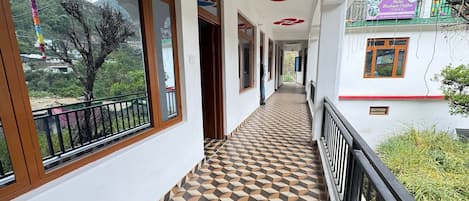 Perincian bahagian luar