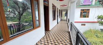 The Kailasham Hotel