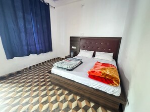 Executive Room | Free WiFi - The Kailasham Hotel (Kedarnath)