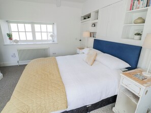 2 bedrooms, individually decorated, individually furnished, free WiFi - Hallidays Cottages - The Folly (Oakham)