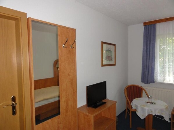 Single Room | Interior - Hotel Garni zu Melchendorf (Erfurt)