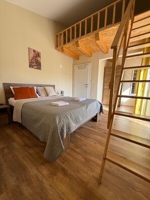 Family Quadruple Room, Balcony, Sea View - Adrian's Beach House by Max Gastro (Marina)