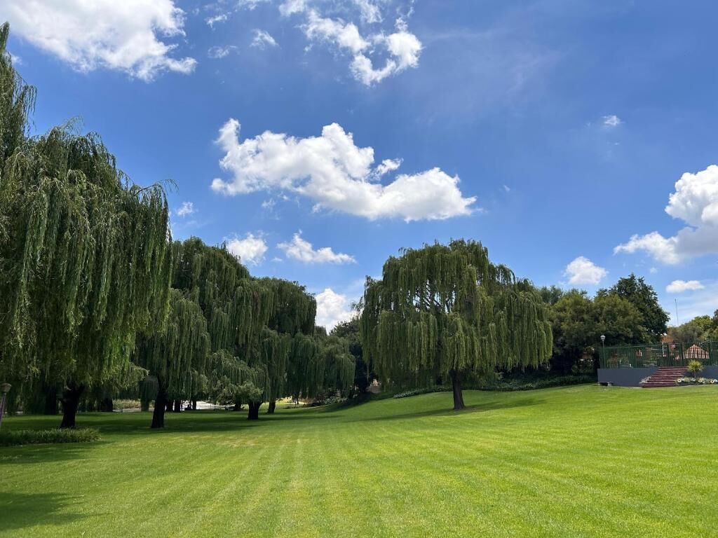 Basic Double Room, Garden View | Property grounds