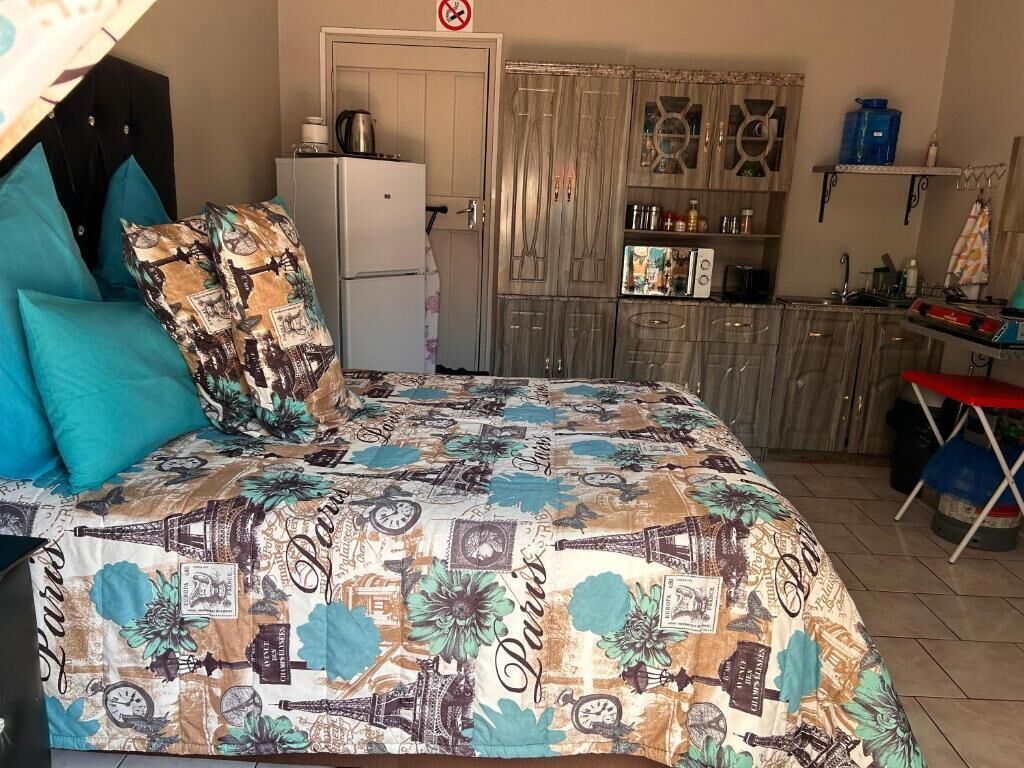 Single Room, Garden View