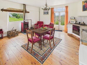 Dining - La Sonnerie, nature cottage & shared pool (Fanlac)