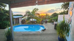 A heated pool - Between sea and mountains in a lush tropical garden with heated pool (PITON SAINT LEU)