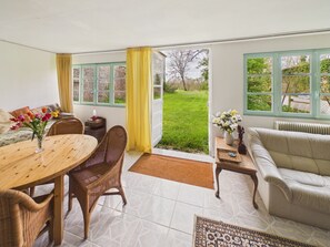 Interior - Large home for 9 between nature and heritage (Fanlac)
