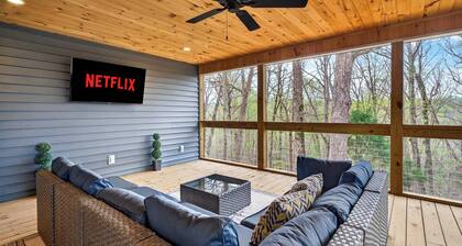 Family-friendly Clarkson retreat w/ spacious yard!