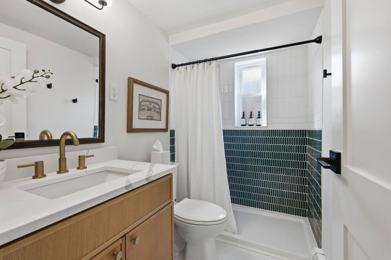 Hair dryer, towels