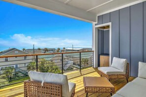Property grounds - SeaView Rooftop-Steps To Beach w/Parking/Elevator! (Carolina Beach)