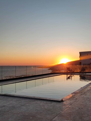 Holiday Sunset - Panoramic View & Pool