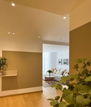 Interior - Summer Waves - Panoramic View & Pool (Sarandë)