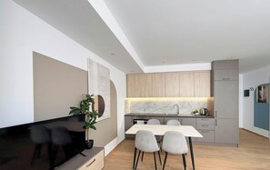 Interior - Sunny Coast - Panoramic View & Pool (Sarandë)