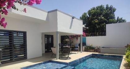 House 3 Ch. 3 SdeB Swimming pool Personal and WiFi fiber LA SOMONE Senegal