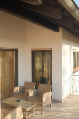 Terrace/patio. Pension Am Waldrand