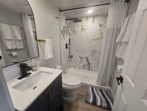 Hair dryer, soap, toilet paper - Fountain Hills Gem >Pool, Balcony & Mountain View (Fountain Hills)