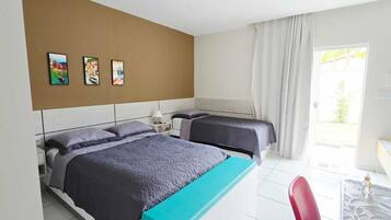 Family Room, Garden View