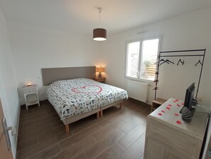 1 Schlafzimmer, Bügeleisen/Bügelbrett, Internetzugang, Bettwäsche