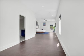 3 chambres, bureau, fer et planche à repasser, Wi-Fi gratuit