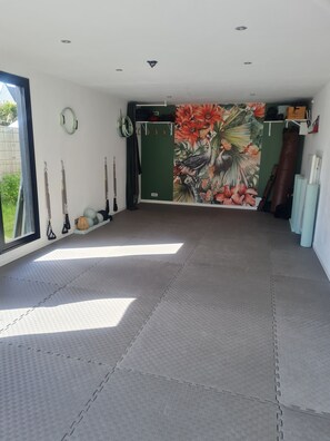 Interior - House with swimming pool and gym. The perfect family vacation (Guidel)