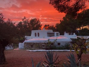Exterior - Finca Silente | A Luxury Ibiza Estate Where Nature and Exclusivity Meet (Santa Eulària des Riu)
