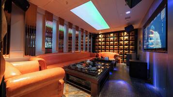 Suite Superior | Con stile personalizzato, con arredamento individuale, una scrivania