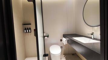 Kamar Double Klasik | Kamar mandi