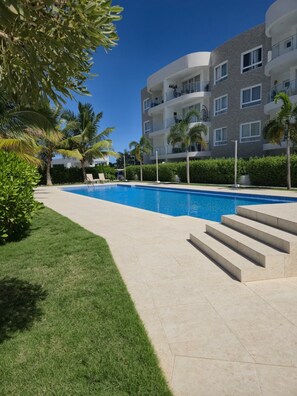 Pool - Spacious 2 Bedroom, 2 Bath Condo with Poolside View-Punta Cana (Punta Cana)
