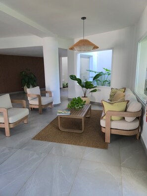 Interior - Spacious 2 Bedroom, 2 Bath Condo with Poolside View-Punta Cana (Punta Cana)