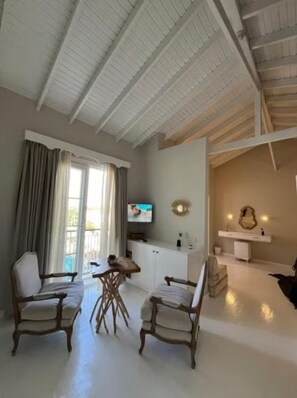 Junior-Suite, Poolblick | Innenbereich