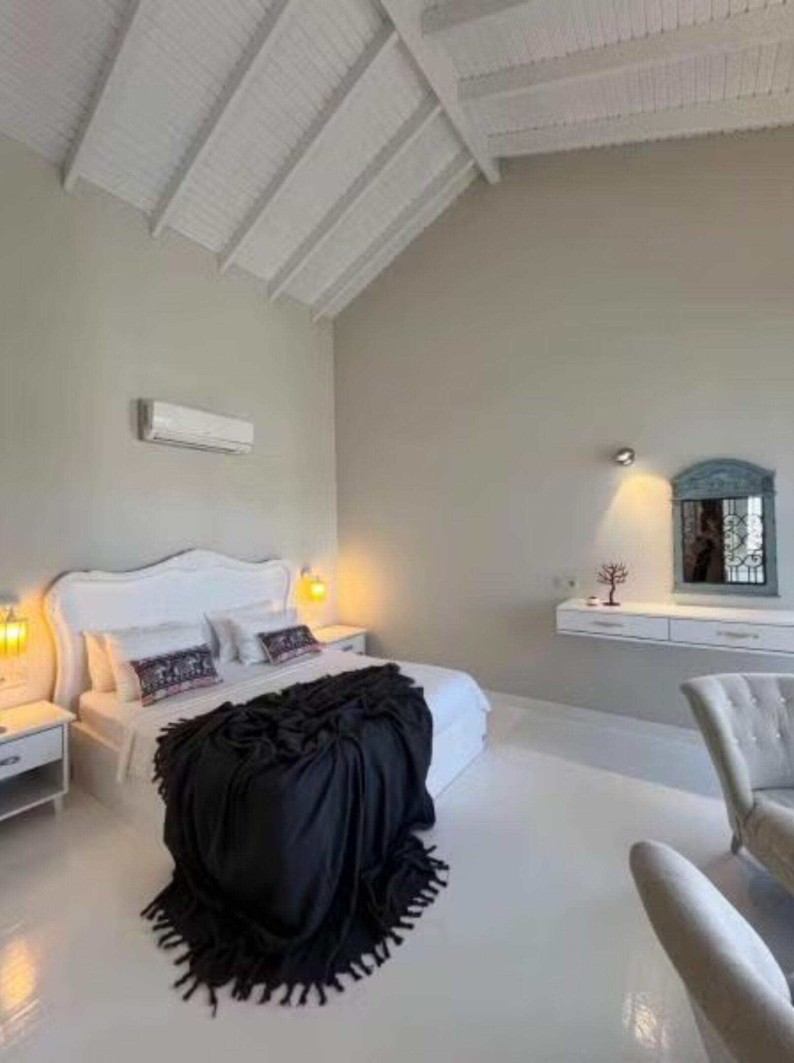 Junior Suite, Pool View