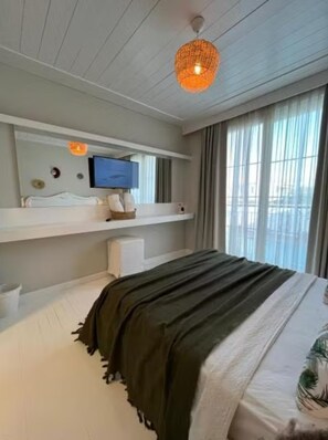 Deluxe-Zimmer, Poolblick