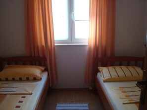 Room - Appartement in Zečevo Rogozničko mit Großem Balkon by Interhome (Podorljak)