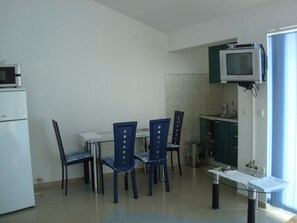 Dining - Appartement in Zečevo Rogozničko mit Großem Balkon by Interhome (Podorljak)