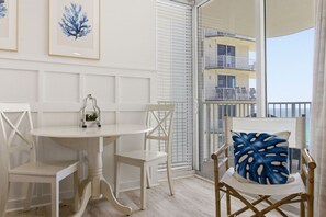 Dining - Beachfront Condo, King Bed + Bunks | Sleeps 4 | Balcony Gulf Views | Long Beach Resort Tower 1 (Panama City Beach)