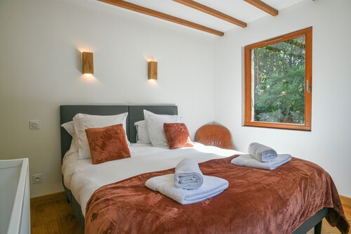 Grande maison avec jardin et salle de sport - Porte de Savoie  