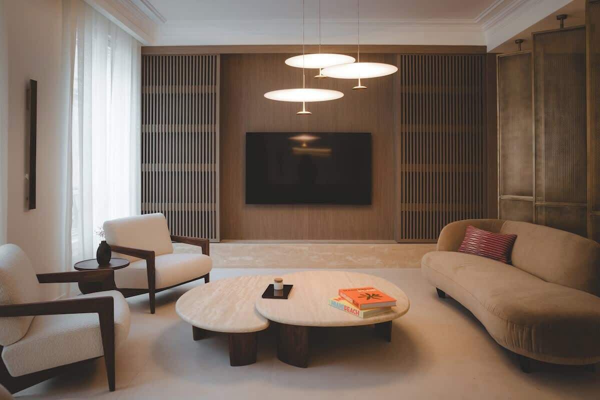 TV, offices