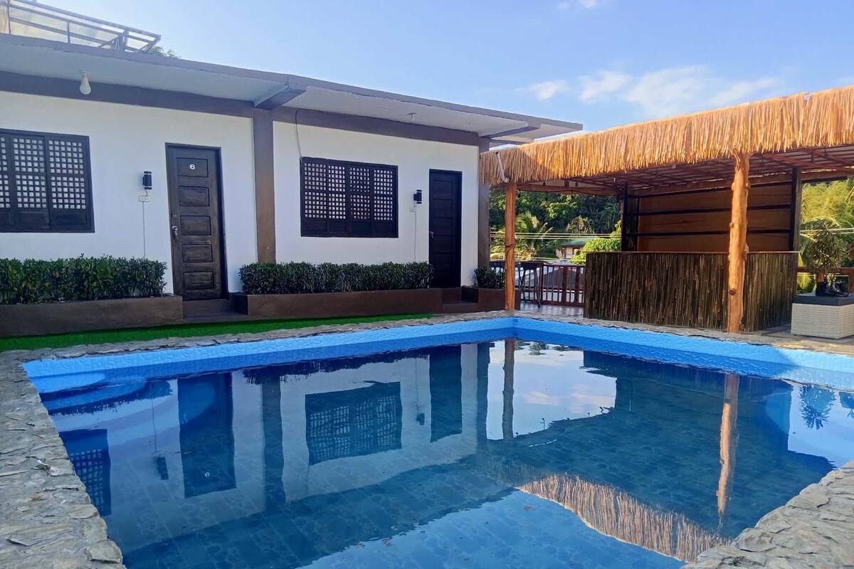 Room, 1 Bedroom, Smoking | Pool