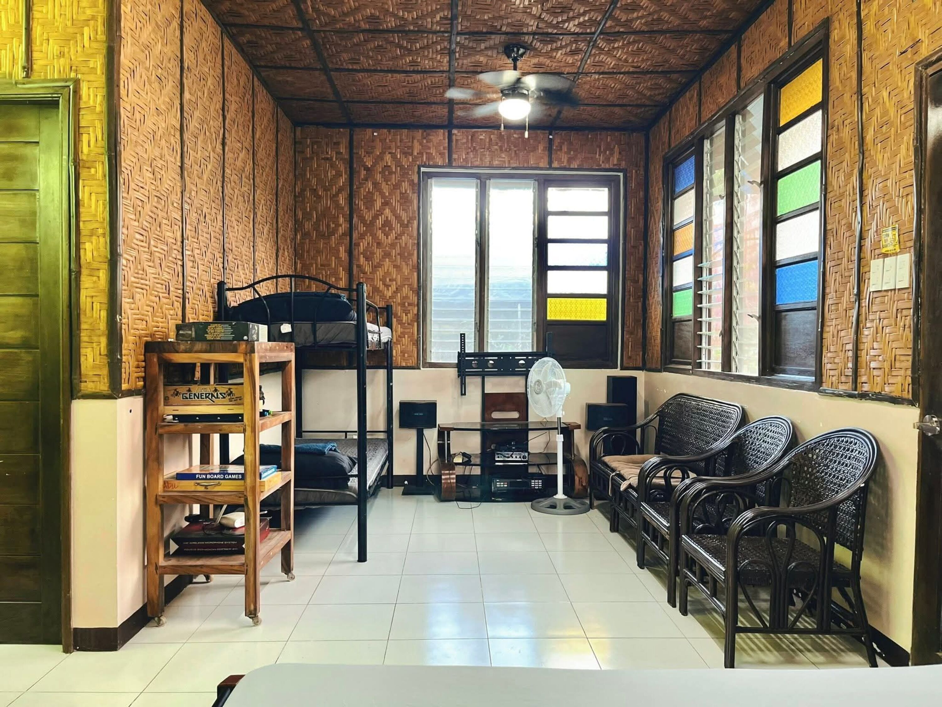 特色别墅, 多间卧室, 私人游泳池, 泳池景观 | 客厅